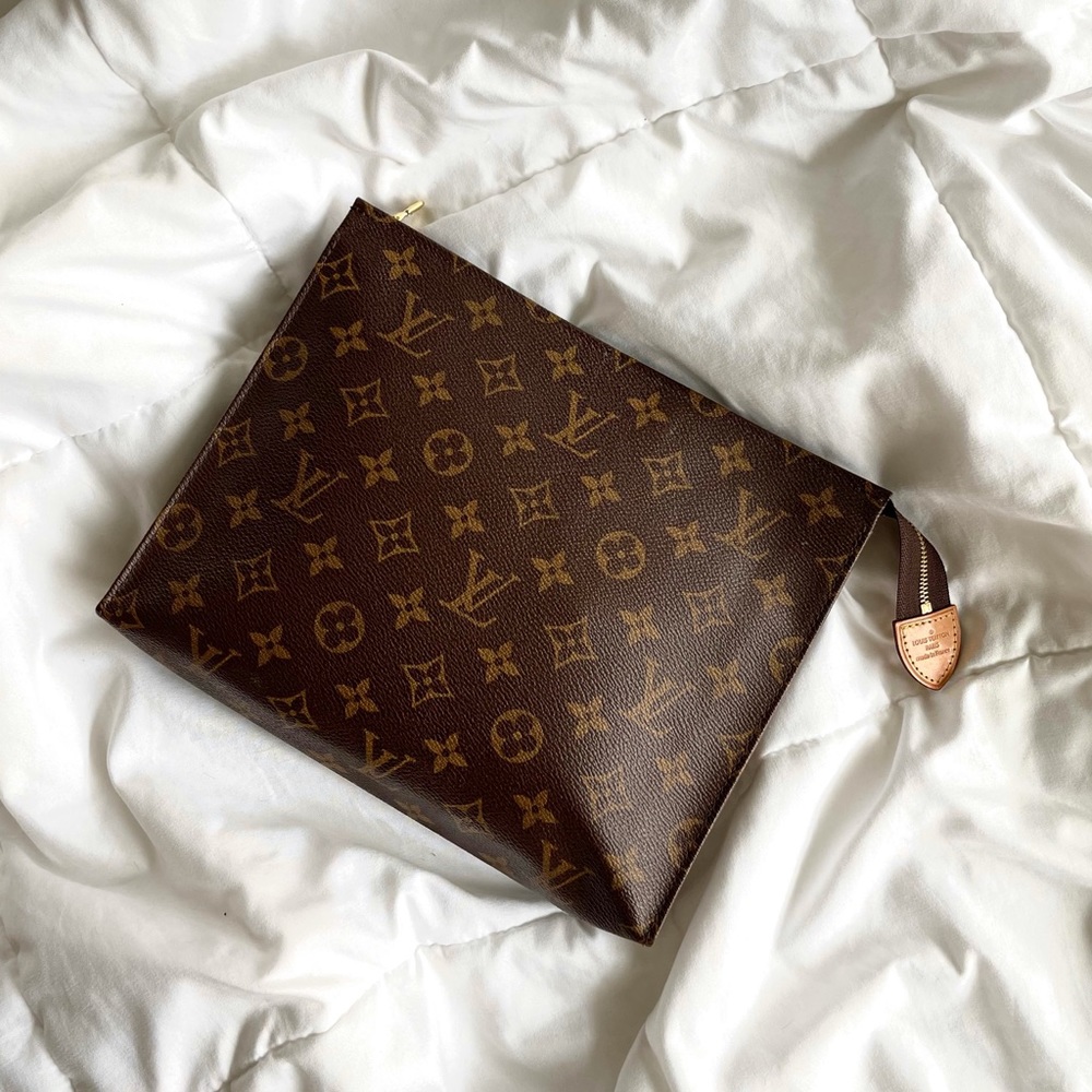 Louis Vuitton Toiletry Pouch 26